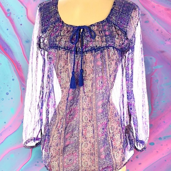 American Eagle Outfitters sheer blouse - Picture 2 of 6